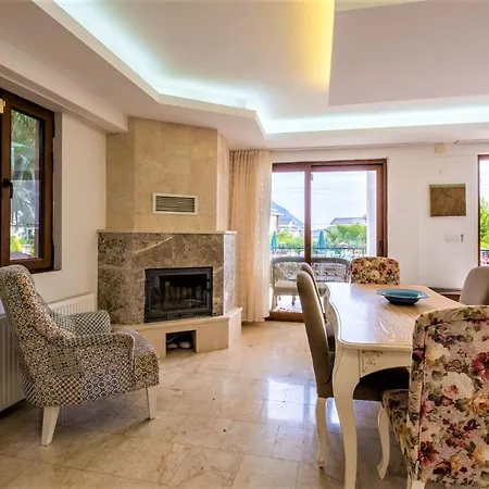 With Private Pool And Fireplace In Fethiye, Oludeniz - Awz 205 빌라 *